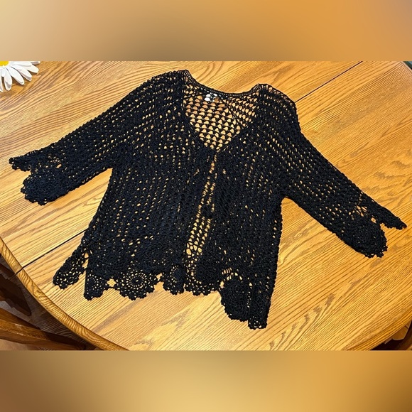 Vintage Bettie Page Black Crochet Shrug Cardigan 🖤 - Picture 10 of 14